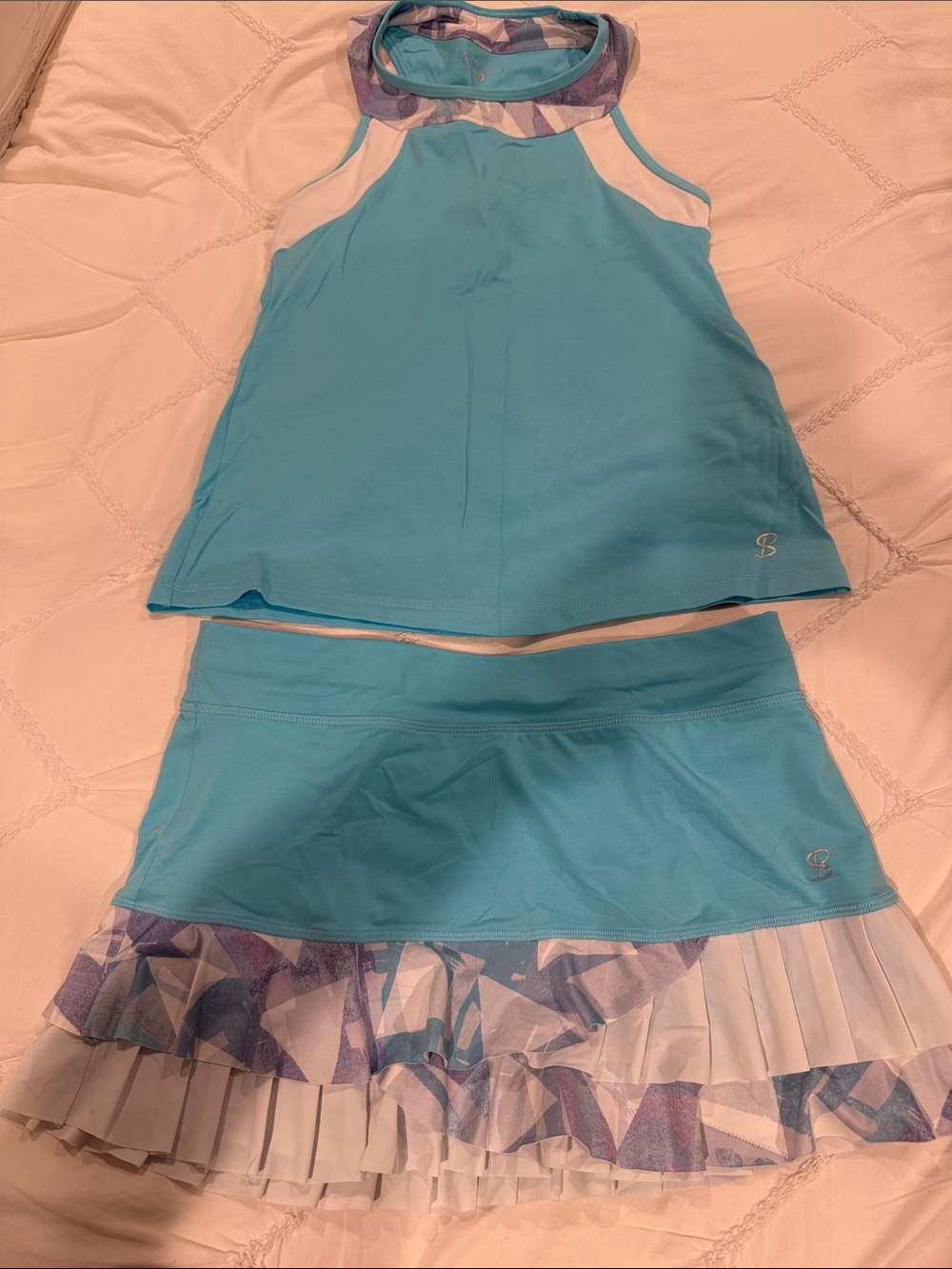 Sofibella Aqua Athletic Tank and Pleated Skirt Set